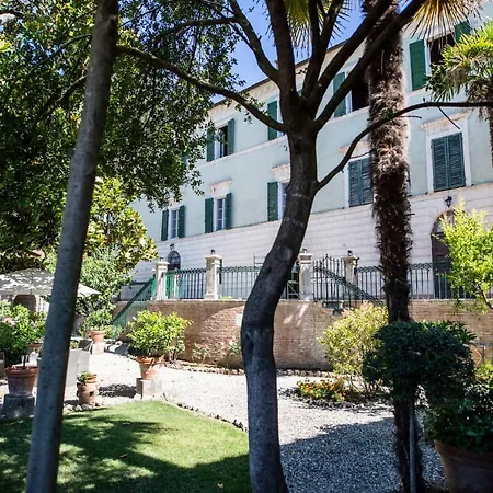 Bonelli سيينا